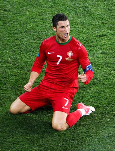 状态回调！爱德华兹6中3贡献11分，8失误创赛季新高（手感低迷！爱德华兹6投3中拿下11分，8次失误创赛季新高）