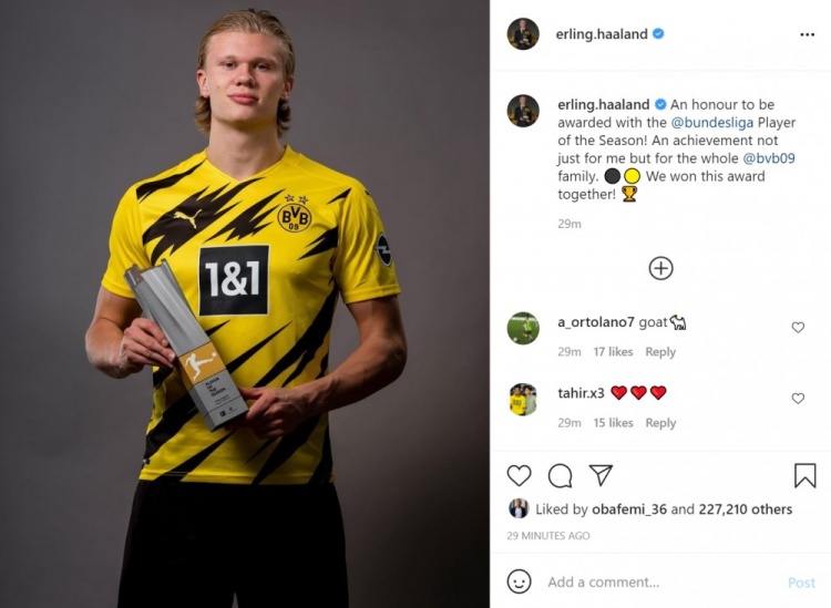 记者：拜仁和于帕进行深入谈判，他们预计球员最终会完成续约