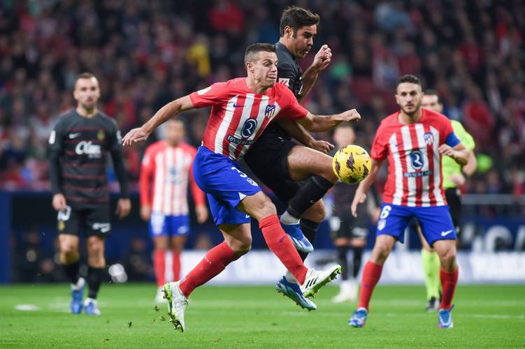 打入制胜一球，麦卡利斯特当选利物浦vs皇马全场最佳球员（绝杀制胜！麦卡利斯特当选利物浦对皇马全场最佳）