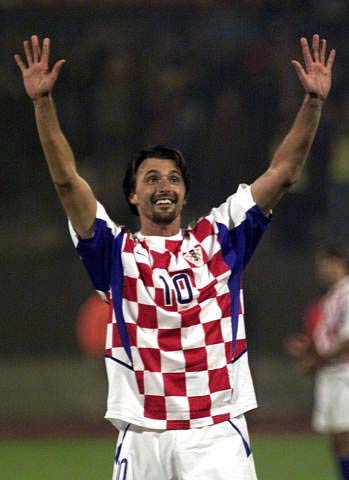 门德斯：不知道为啥有这么多关于亚马尔的噪音，我们都年轻过（门德斯不解外界围绕亚马尔的杂音：我们都曾年轻过）