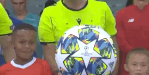 齐达内晒和樊振东打球照，足球界和乒乓球界梦幻联动，网友直呼：太帅了（齐达内晒与樊振东打球合影，足乒跨界梦幻同框，网友惊呼太帅了）