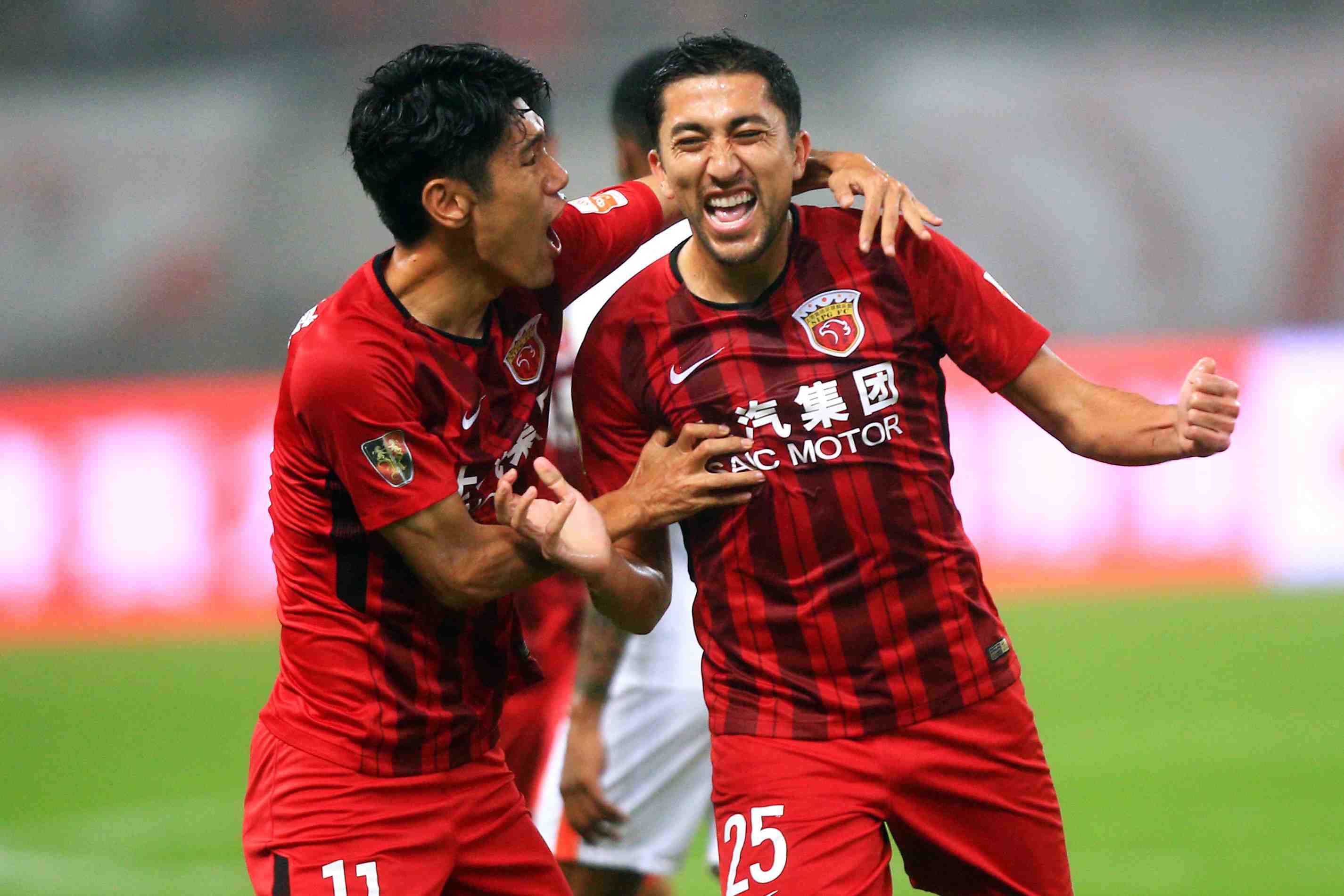 RMC：英超豪门和皇马巴萨都在关注马赛中锋罗比尼奥-瓦斯（RMC：皇马、巴萨与多支英超豪门均在关注马赛中锋罗比尼奥-瓦斯）