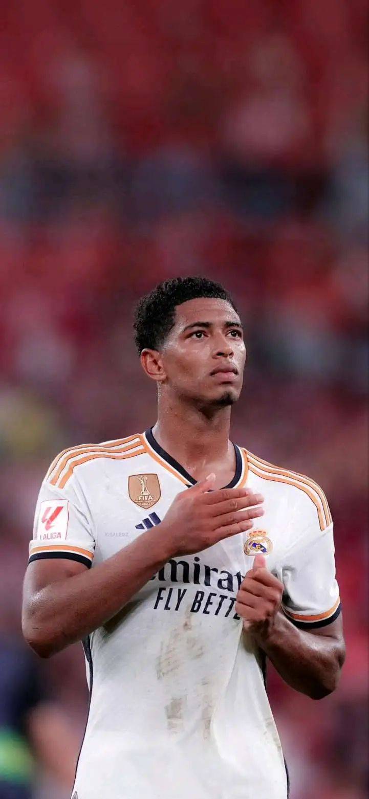 官方：西班牙名哨“平方哥”将执法欧冠利物浦vs埃因霍温（官宣：西班牙名哨“平方哥”执法欧冠利物浦对阵埃因霍温之战）