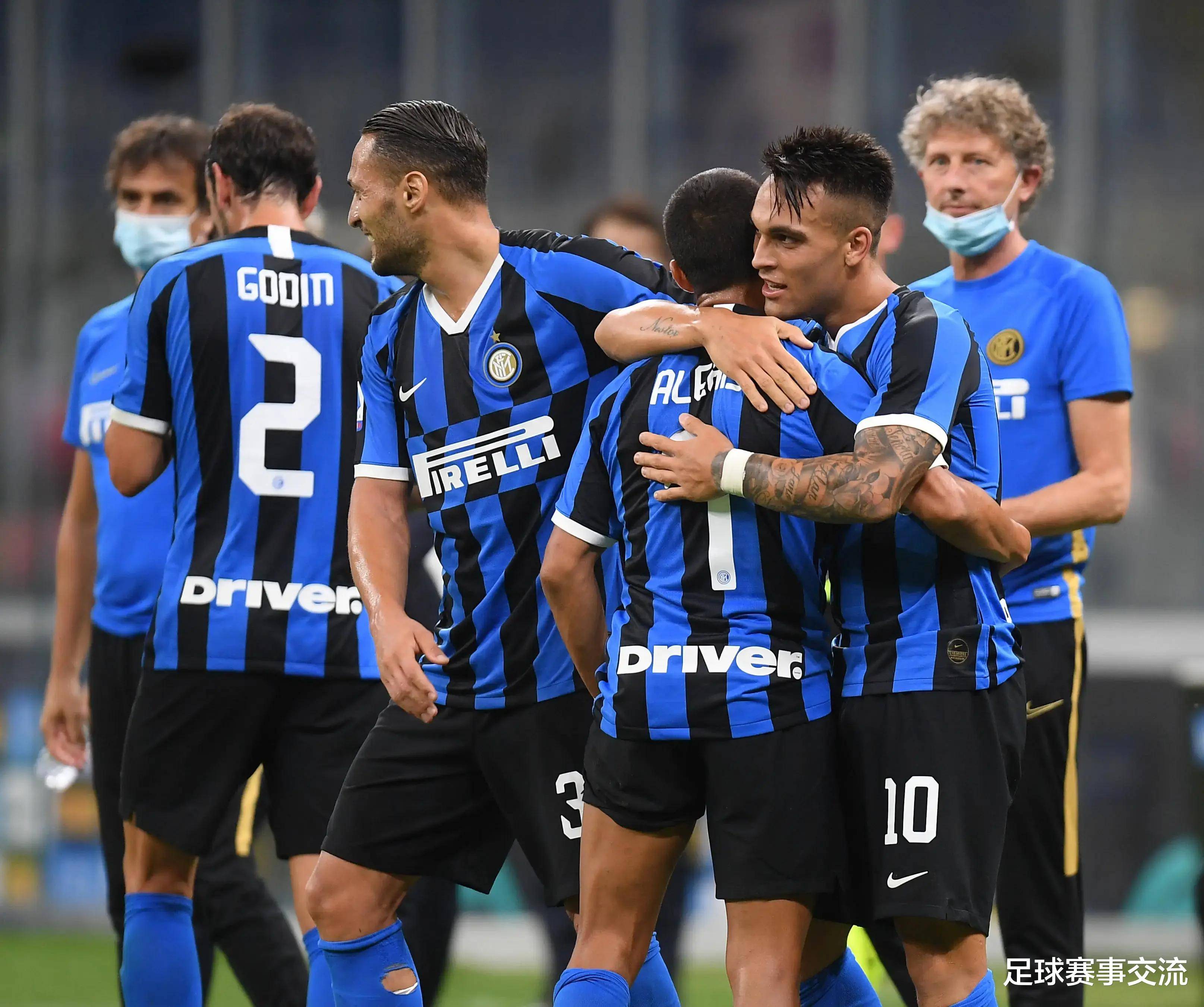 欧文突破防守连续得分（欧文强突防线连拿分）