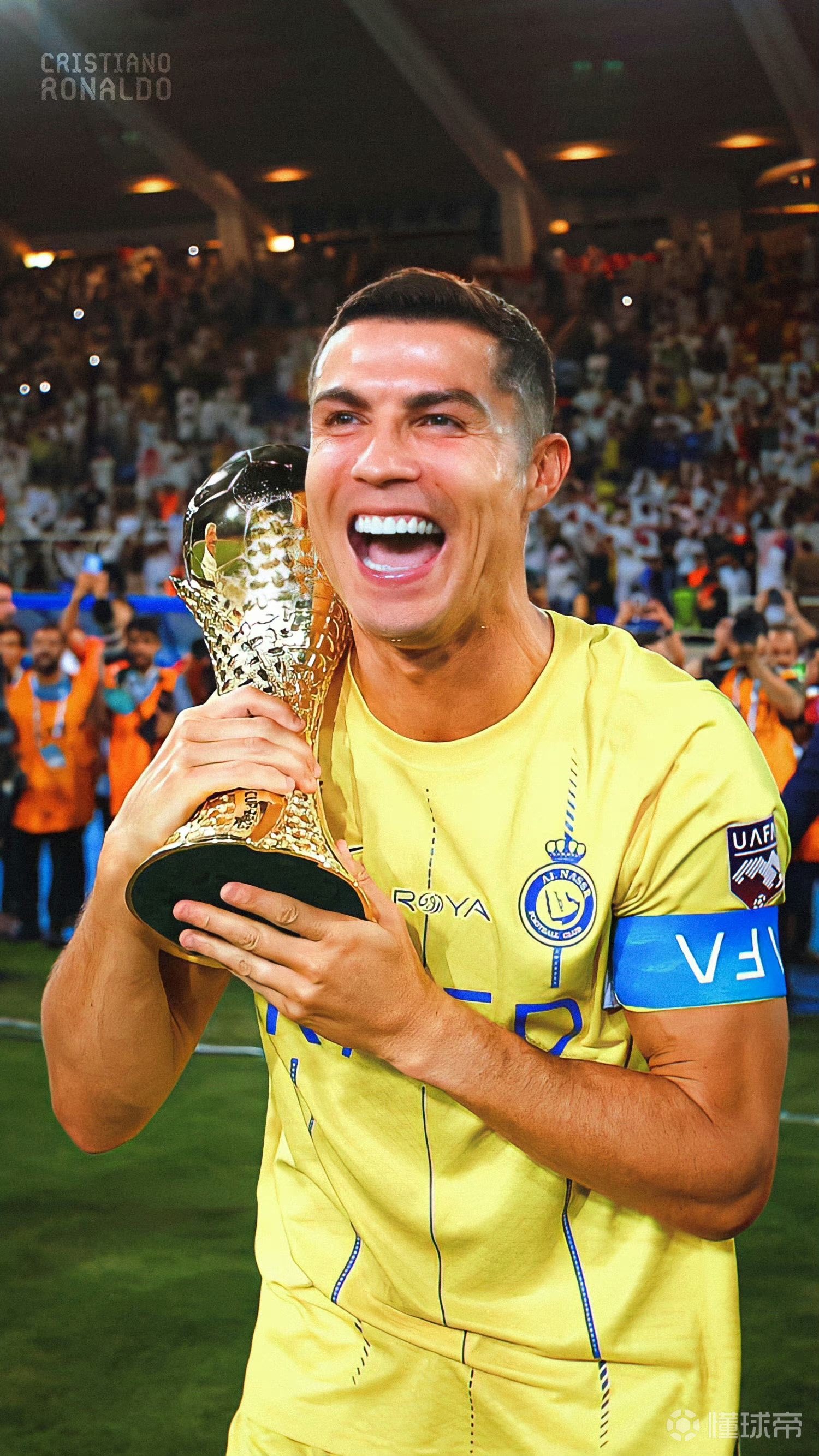 拉莫斯：为避免肠胃不适不敢吃辣；在中国任何地方都有免费水（拉莫斯：肠胃敏感不吃辣；中国各地都有免费饮水）