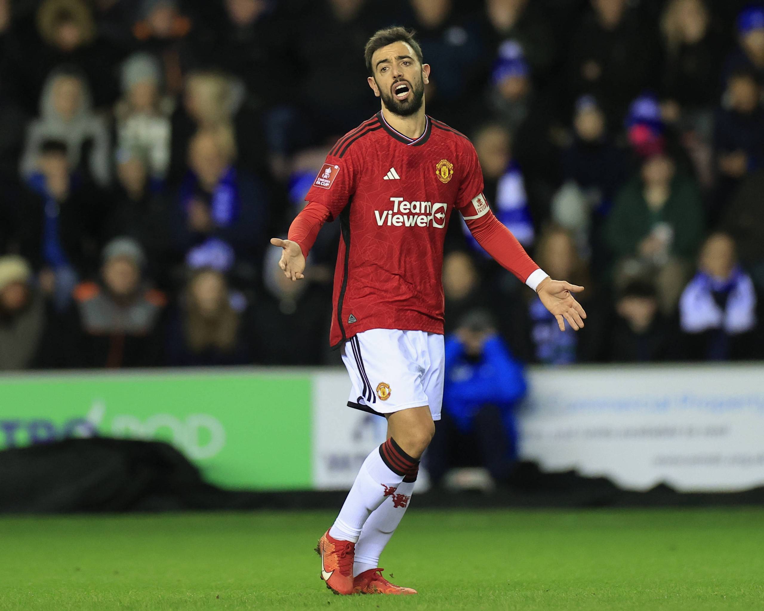 记者：拉菲尼亚、加西亚和卡萨多将获得周末比赛的医疗许可（记者：拉菲尼亚、加西亚和卡萨多预计将在周末比赛前获医疗放行）