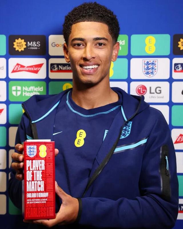 马卡：因伤阔别三个半月，伊斯科本轮西甲复出但出场时间待定（马卡：伊斯科因伤缺阵三个半月后本轮西甲复出，具体出场时间未定）