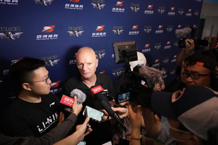 塞尔塔vs巴萨：马科斯-阿隆索、博尔哈-伊格莱西亚斯首发，莱万多夫斯基、亚马尔出战（塞尔塔对阵巴萨：马科斯-阿隆索、博尔哈-伊格莱西亚斯先发，莱万多夫斯基、亚马尔出战）